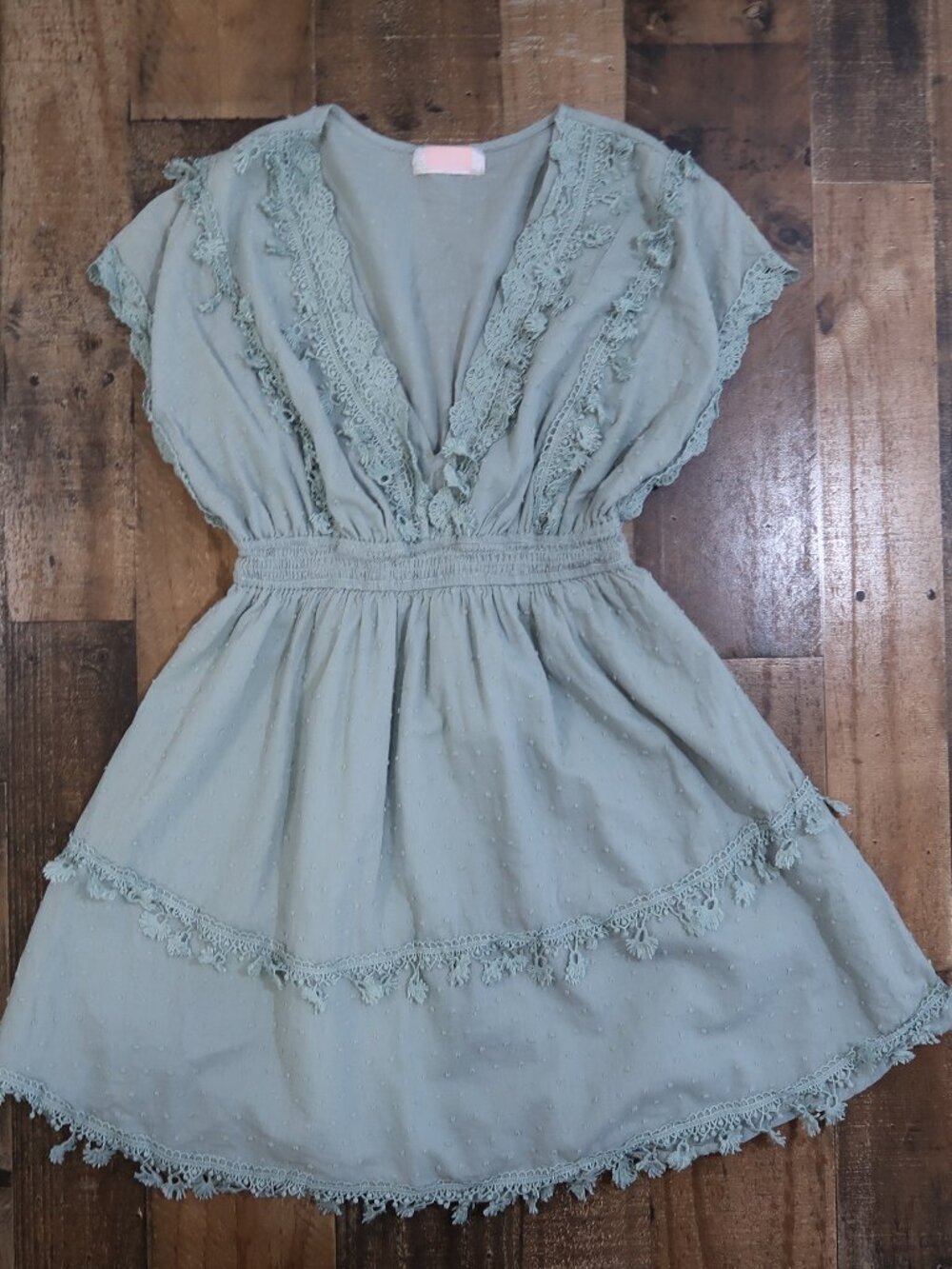 C + D + M Womans Medium Sage Green Boho Tiered Mini Dress Deep Plunge Fringe